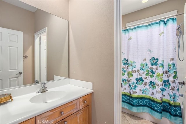 83315 Stagecoach Rd, Indio, CA 92203 - bathroom featuring vanity, a shower with curtain, and tile patterned floors