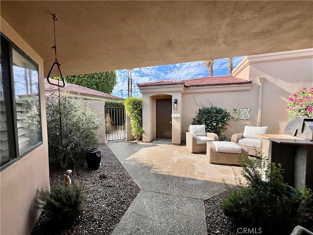 76376 Sweet Pea Way, Palm Desert, CA 92211 - view of patio with a gate
