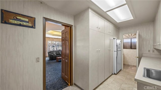 4968 Chapala Dr, Riverside, CA 92507 - hall with a sink