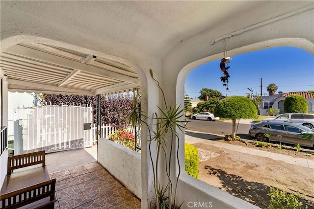 629 E 93rd St, Los Angeles, CA 90002 - view of patio / terrace