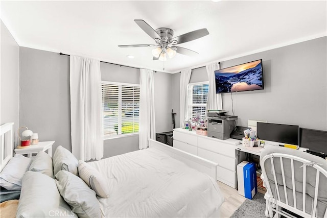 629 E 93rd St, Los Angeles, CA 90002 - bedroom featuring a desk and ceiling fan