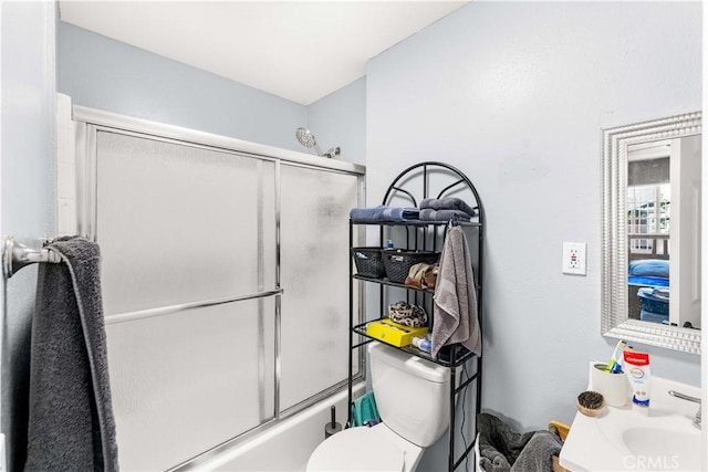 629 E 93rd St, Los Angeles, CA 90002 - full bathroom featuring shower / bath combination with glass door and vanity