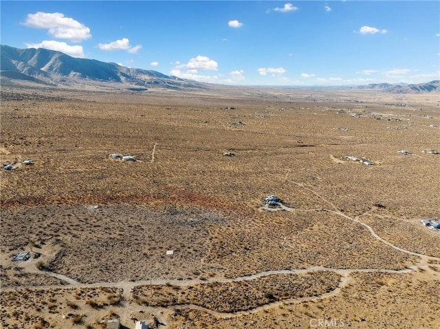 712 Custer Ave, Lucerne Valley, CA 92356 - photo 2