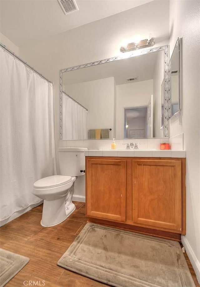 1503 Lynwood Way, Highland, CA 92346 - bathroom with wood finished floors and vanity