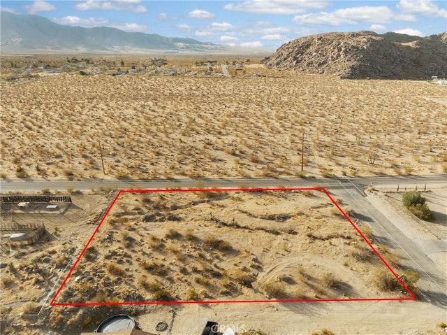 721 Zircon Rd, Lucerne Valley, CA 92356 - photo 1