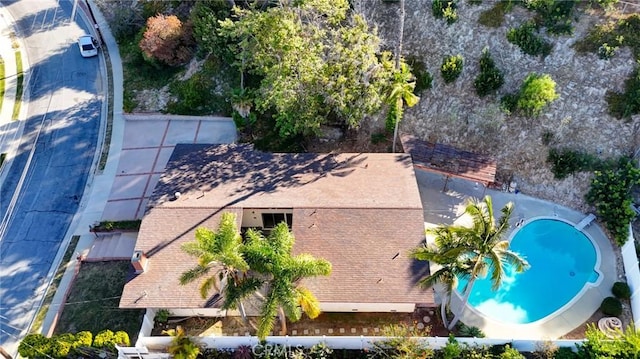 27909 Alaflora Dr, Rancho Palos Verdes, CA 90275 - aerial view of property and surrounding area featuring a pool