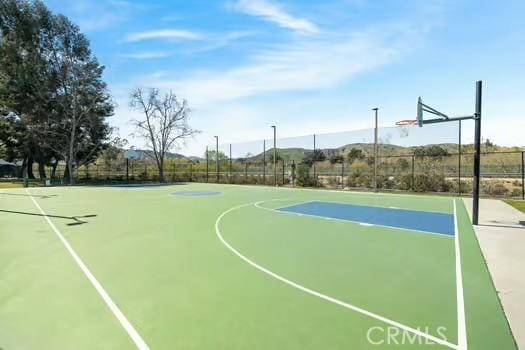 11361 Foxglove Ln, Corona, CA 92878 - view of sport court with community basketball court