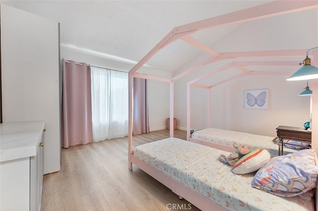 927 E Fairway Dr, Orange, CA 92866 - bedroom featuring light wood finished floors and vaulted ceiling