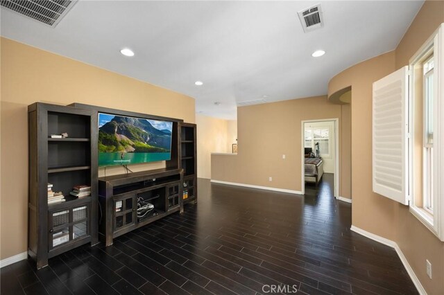 5231 Flora Ct, Rancho Cucamonga, CA 91739 - living area featuring wood finished floors and recessed lighting