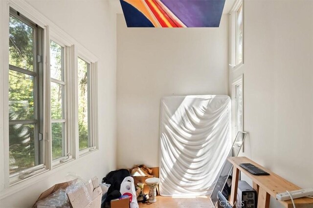 930 Davis Place Rd, Mount Shasta, CA 96067 - misc room with wood finished floors