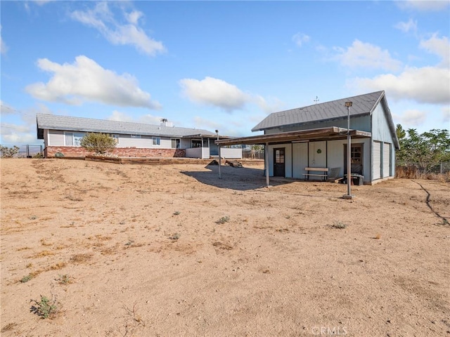 7423 Palomar Ave, Yucca Valley, CA 92284 - rear view of property