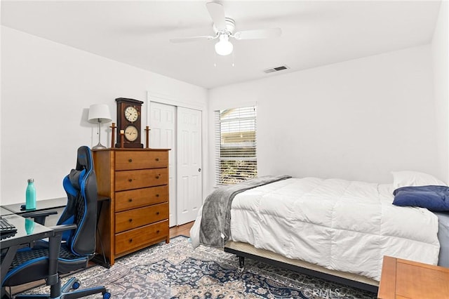 1 Alden Ct, Chico, CA 95973 - bedroom with a desk, a closet, wood finished floors, and ceiling fan