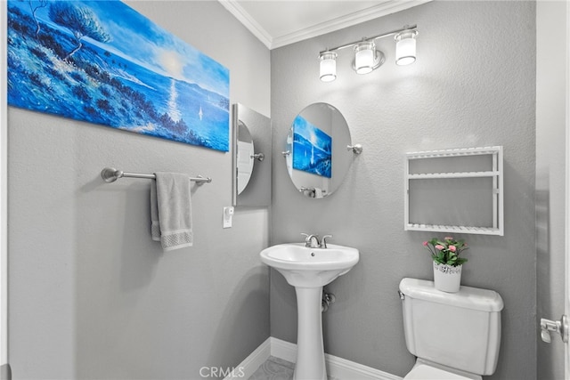 5230 Zelzah Ave Unit 3, Encino, CA 91316 - bathroom with crown molding and toilet