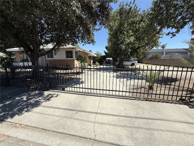 1160 E Pasadena St, Pomona, CA 91767 - gate with a fenced front yard