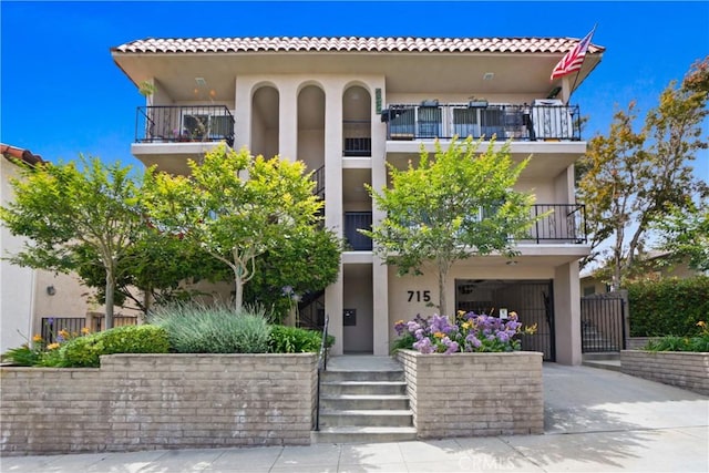 715 S Walker Ave, San Pedro, CA 90731 - photo 1