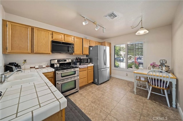 38736 Elder Creek Ct, Palmdale, CA 93551 - photo 6