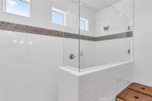 253 Peters Ln S, Madera, CA 93636 - bathroom with walk in shower