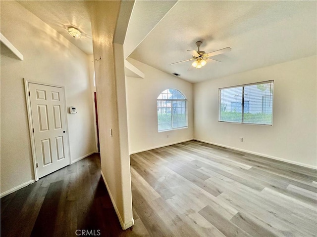 17980 Lakeview Dr, Victorville, CA 92395 - photo 5