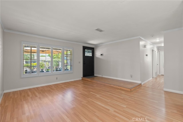 11142 Bertha Pl, Cerritos, CA 90703 - empty room featuring light wood-type flooring and crown molding
