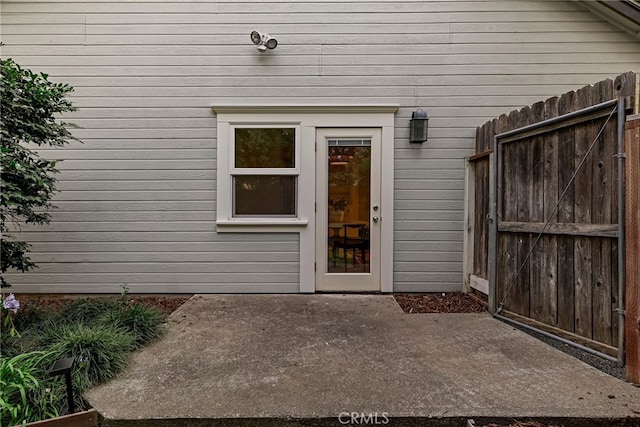 812 Collindale Ct, Chico, CA 95926 - property entrance with a patio