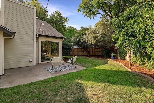 812 Collindale Ct, Chico, CA 95926 - fenced backyard with a patio area