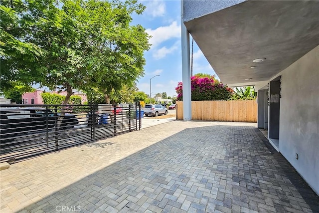 2223 S Highland Ave, Los Angeles, CA 90016 - photo 3