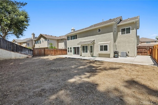 5731 Applecross Dr, Riverside, CA 92507 - rear view of house featuring a patio, a fenced backyard, stucco siding, and a residential view
