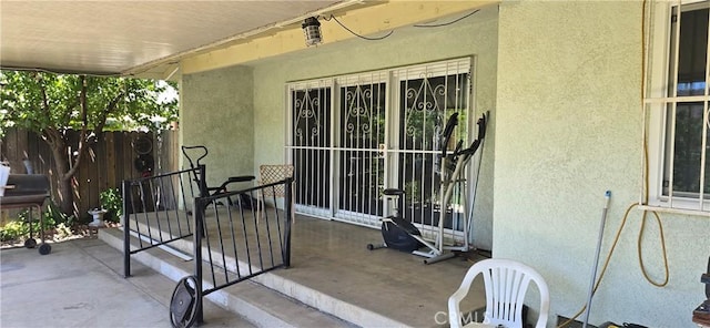 6718 Del Rosa Dr, San Bernardino, CA 92404 - view of patio / terrace