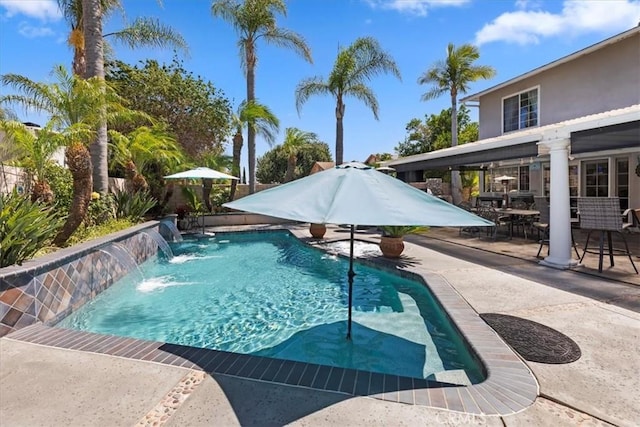 1110 Norcrest St, Corona, CA 92878 - view of pool featuring a patio area