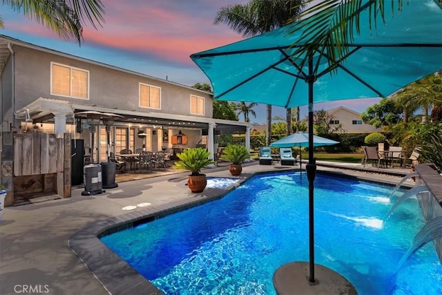 1110 Norcrest St, Corona, CA 92878 - outdoor pool with a patio area and outdoor dining area