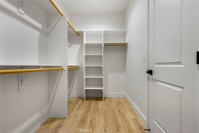 6779 Matell Rd, Paradise, CA 95969 - spacious closet with light wood-style flooring