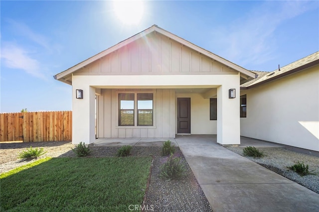 6779 Matell Rd, Paradise, CA 95969 - view of front of property with board and batten siding and covered porch