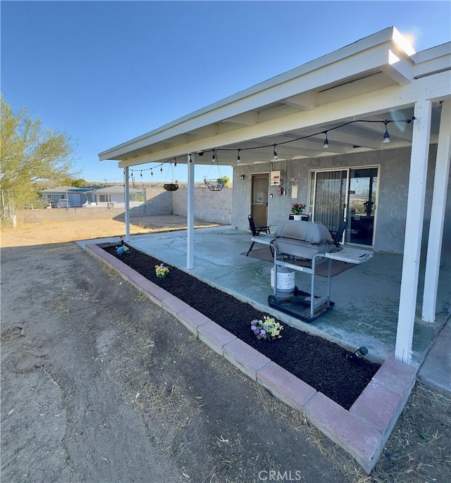 751 Yucca Ave, Barstow, CA 92311 - view of patio / terrace
