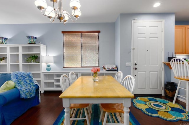 2078 Aviata Rd Unit 70, Chula Vista, CA 91914 - dining space with dark wood-style floors, a chandelier, and recessed lighting