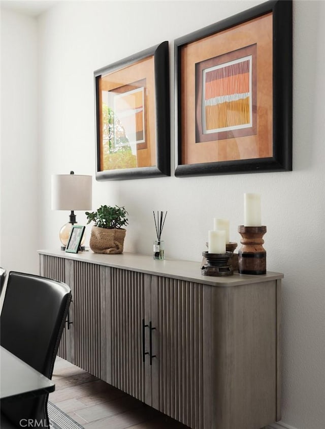 21 Via Nerisa, San Clemente, CA 92673 - office space with wood finished floors