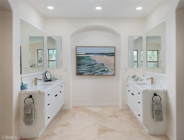 21 Via Nerisa, San Clemente, CA 92673 - bathroom featuring two vanities and recessed lighting