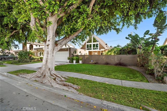 9168 El Azul Cir, Fountain Valley, CA 92708 - view of front of home featuring a garage and stucco siding