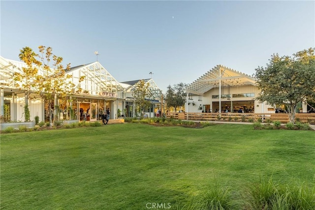 31032 Via Estenaga, San Juan Capistrano, CA 92675 - view of green lawn with a pergola