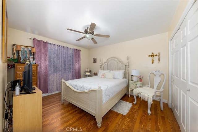 28851 Murrieta Rd, Menifee, CA 92586 - bedroom featuring wood finished floors, a closet, and ceiling fan