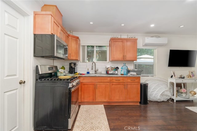 11123 Cumpston St, North Hollywood, CA 91601 - photo 10
