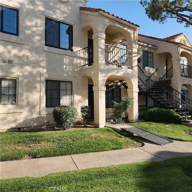 2554 Olive Dr Unit 98, Palmdale, CA 93550 - photo 2