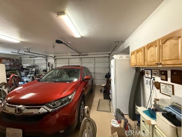 384 Papst Ave, Orland, CA 95963 - garage with a garage door opener