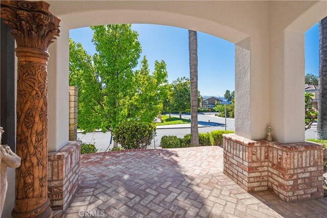 27371 Blueridge Dr, Valencia, CA 91354 - photo 7