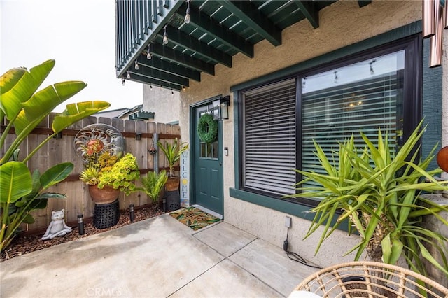 2444 La Costa Ct, Oceano, CA 93445 - entrance to property with stucco siding and a patio