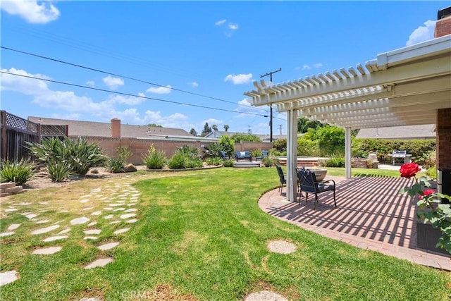 2816 E Alden Pl, Anaheim, CA 92806 - view of yard with a pergola and a patio area