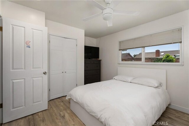 2816 E Alden Pl, Anaheim, CA 92806 - bedroom featuring wood finished floors, a closet, and ceiling fan