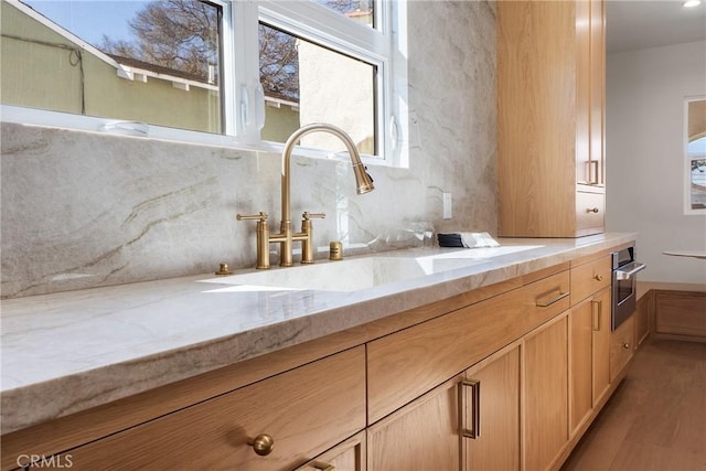 3924 Dublin Ave, Los Angeles, CA 90008 - bathroom with wood finished floors and vanity