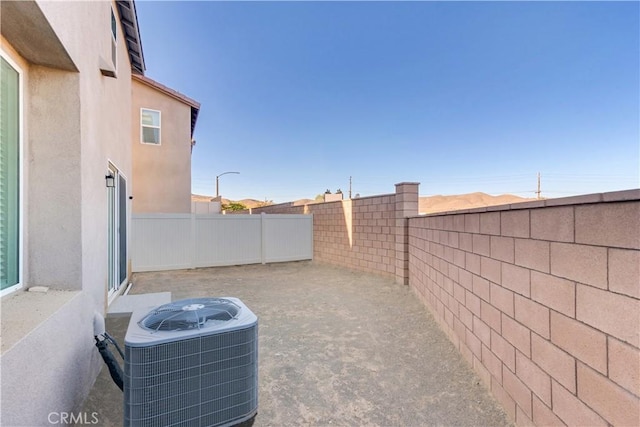 501 Pablo Rd Unit 48, Lake Elsinore, CA 92530 - fenced backyard with a patio area