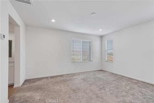 501 Pablo Rd Unit 48, Lake Elsinore, CA 92530 - unfurnished room featuring carpet flooring and recessed lighting