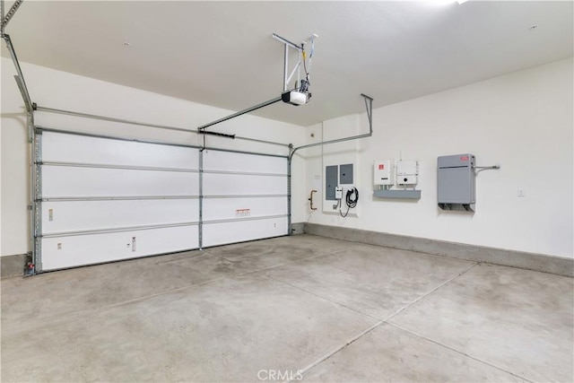 501 Pablo Rd Unit 48, Lake Elsinore, CA 92530 - garage featuring a garage door opener